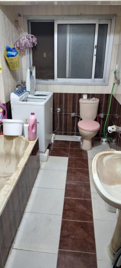 "Sara Accommodation Room "No Egyptians "Dormitory Room Kairo Bagian luar foto